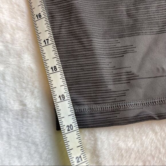 Mono B capris Length Gray Leggings Size Medium - Picture 6 of 8